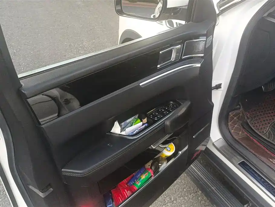Zotye T700 众泰T700 2017款 2.0 T 自动旗舰型