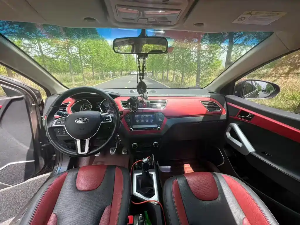 Refine S2 瑞风S2 2017款 1.5 L 手动豪华智能型