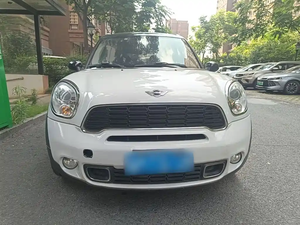 MINI COUNTRYMAN 1.6 T COOPER ALL4 Fun