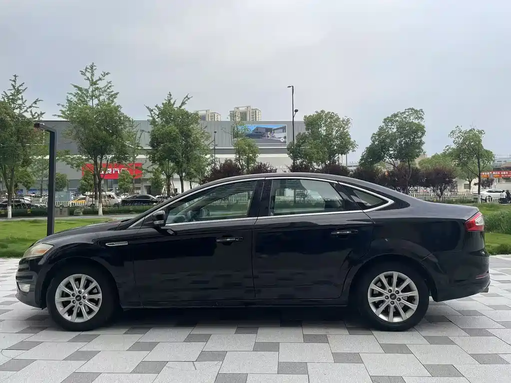 Mondeo (Zhisheng) 2.3 L Fashion