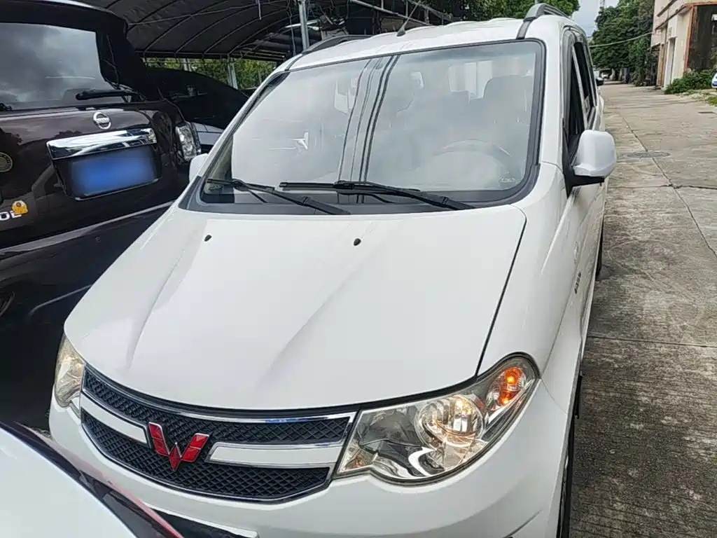 Wuling Hongguang 1.5 L S Standard