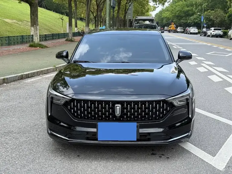 Besturn B70 3 rd Gen 1.5 T Auto Pleasure 70 Anniversary