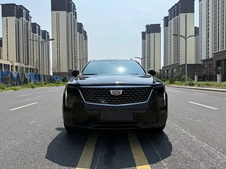 Cadillac XT4 28 T 2 WD Luxury