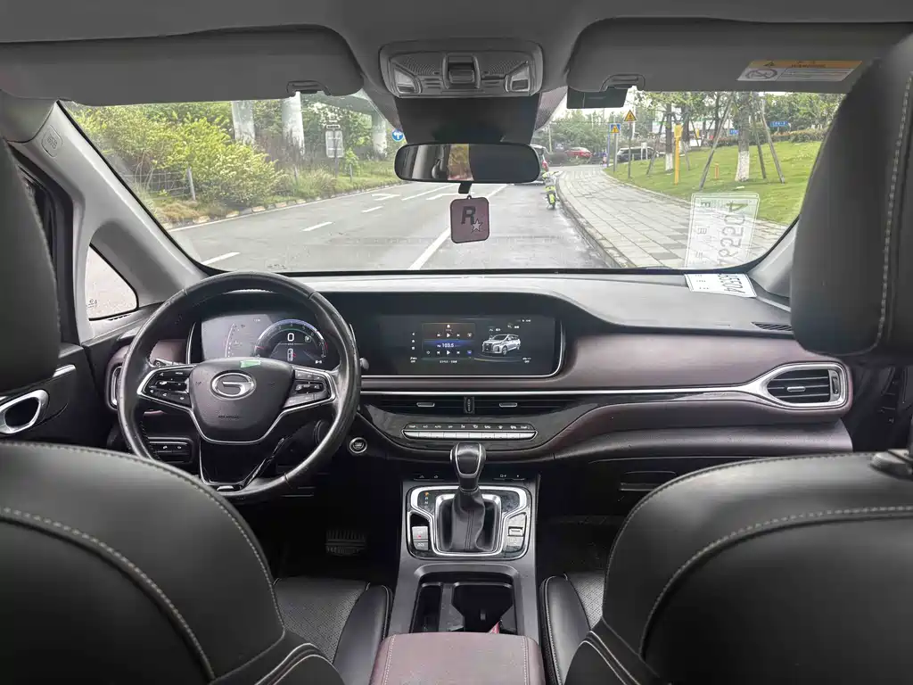 GAC Trumpchi M6 PRO 270 T DCT Premium