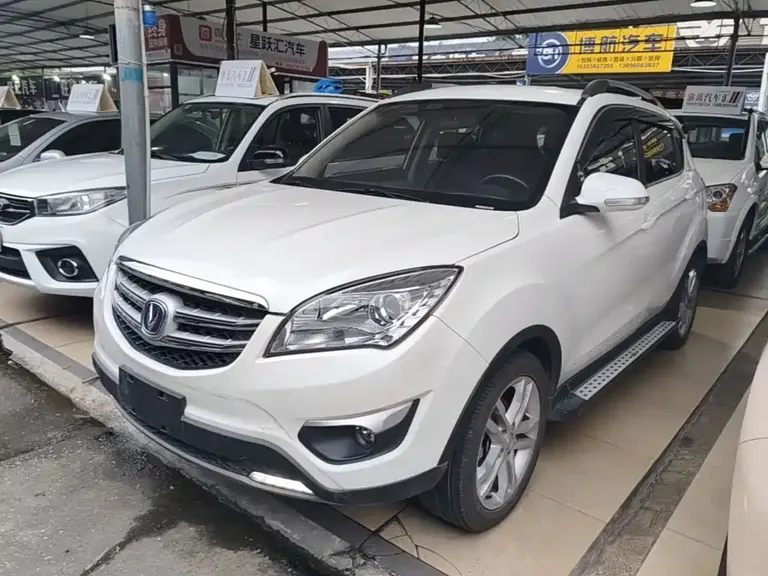 Changan CS35 1.6 L Auto Luxury CN-IV