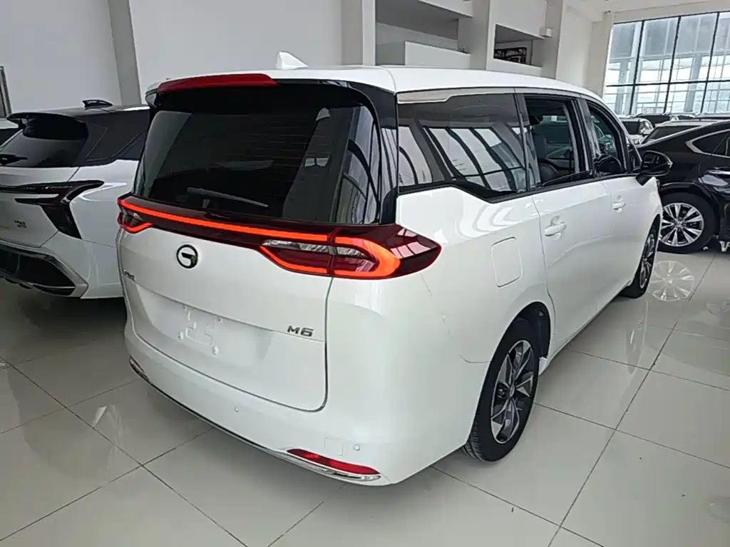 GAC Trumpchi M6 PRO 270 T Auto Luxury