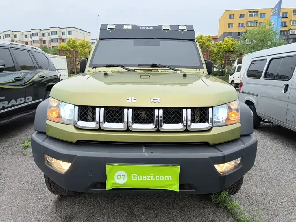 BAIC BJ40 40 L 2.0 T Manual 4 WD Distinguished