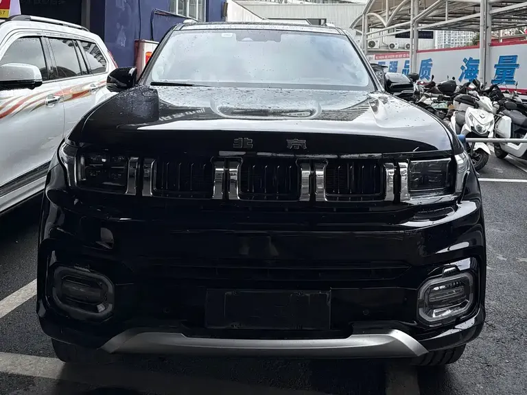 Baic Beijing Offroad BJ60 2.0 T 11 th 5-seat
