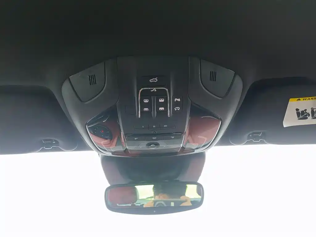 Levante Levante 2018款 3.0 T S 运动版