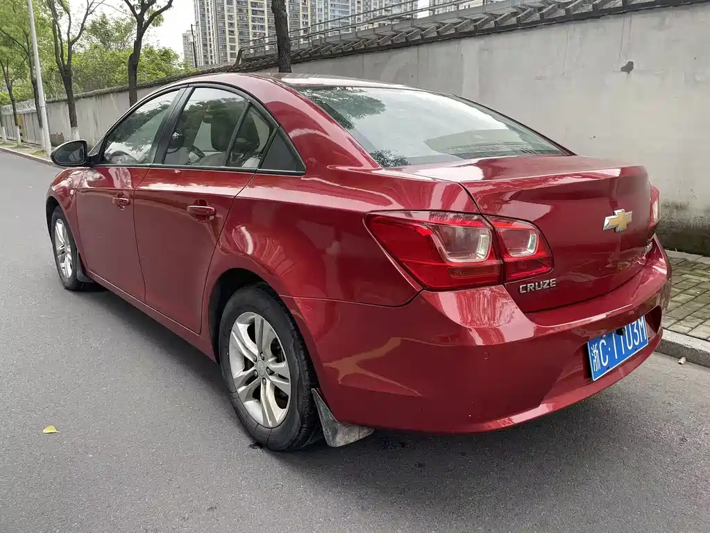 Cruze 1.5 L Classic SE AT