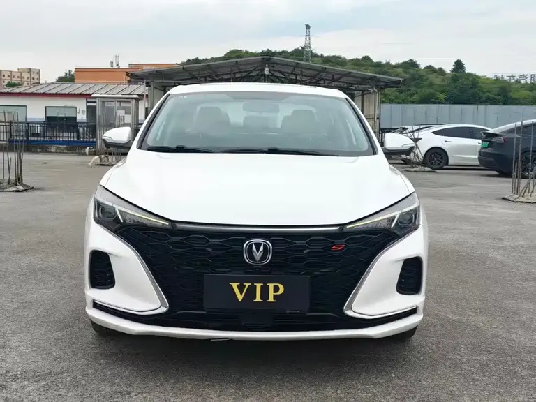 Changan Eado PLUS Blue Whale NE 1.4 T GDI DCT Flagship