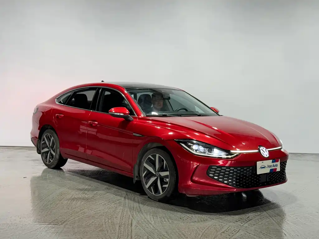 Lamando Lamando L 280 TSI DSG Spicy Cool