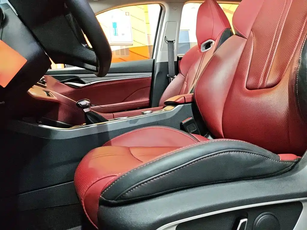 Changan CS75 PLUS Classic 1.5 T Auto Pioneer