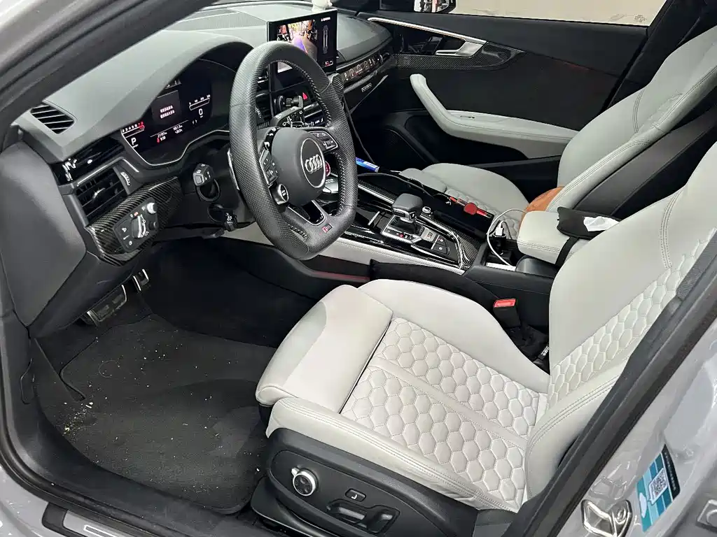Audi RS 4 RS 4 2.9 T Avant