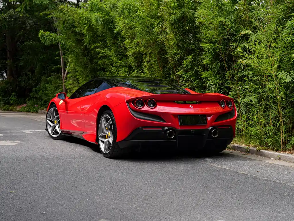 Ferrari F8 Tributo 3.9 T V8
