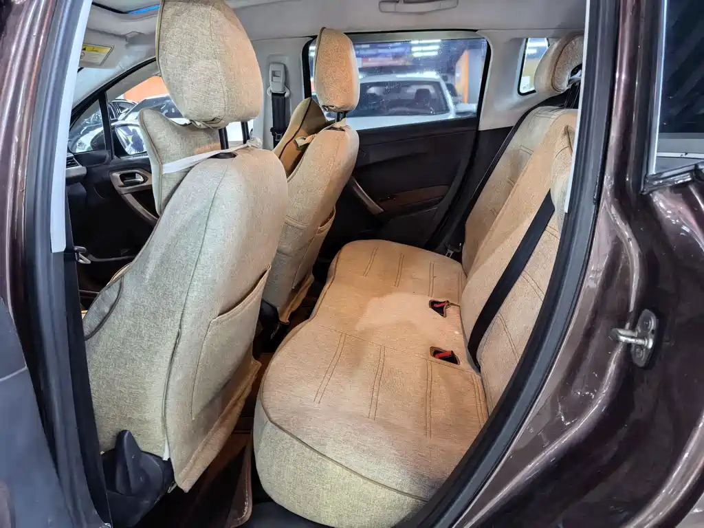 Peugeot 2008 2014 1.6 L Auto Fashion