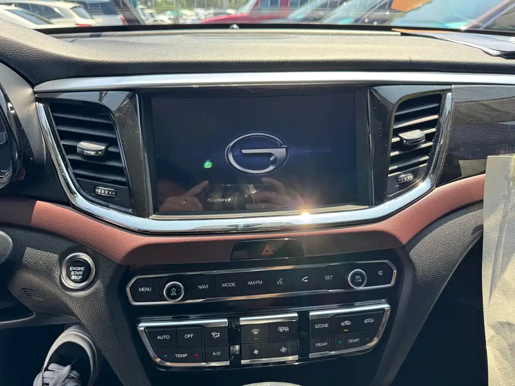 GAC Trumpchi GS8 320 T 4 WD Luxury Connected (7-seat)