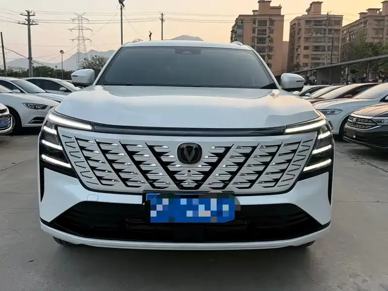 Changan CS75 PLUS 4 th Gen 1.5 T New Blue Whale Smart Flagship