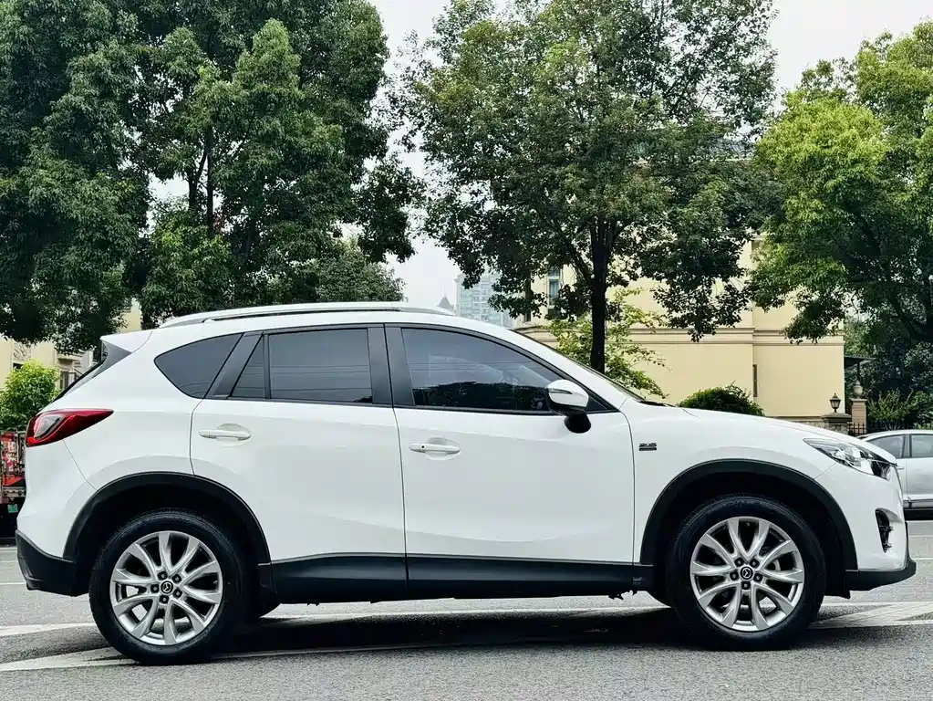 Mazda CX-5 2.5 L Auto 4 WD Distinguished