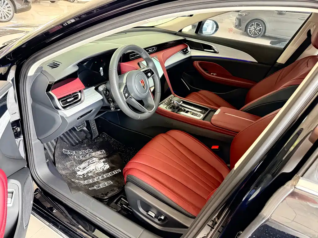 Hongqi H5 2.0 T Auto Flagship Smooth