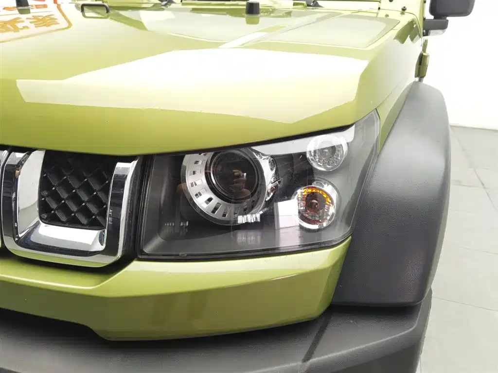 BAIC BJ40 40 L 2.3 T Auto 4 WD Premium
