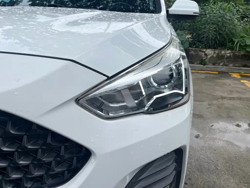Haval M6 1.5 T Manual 2 WD Elite CN-V