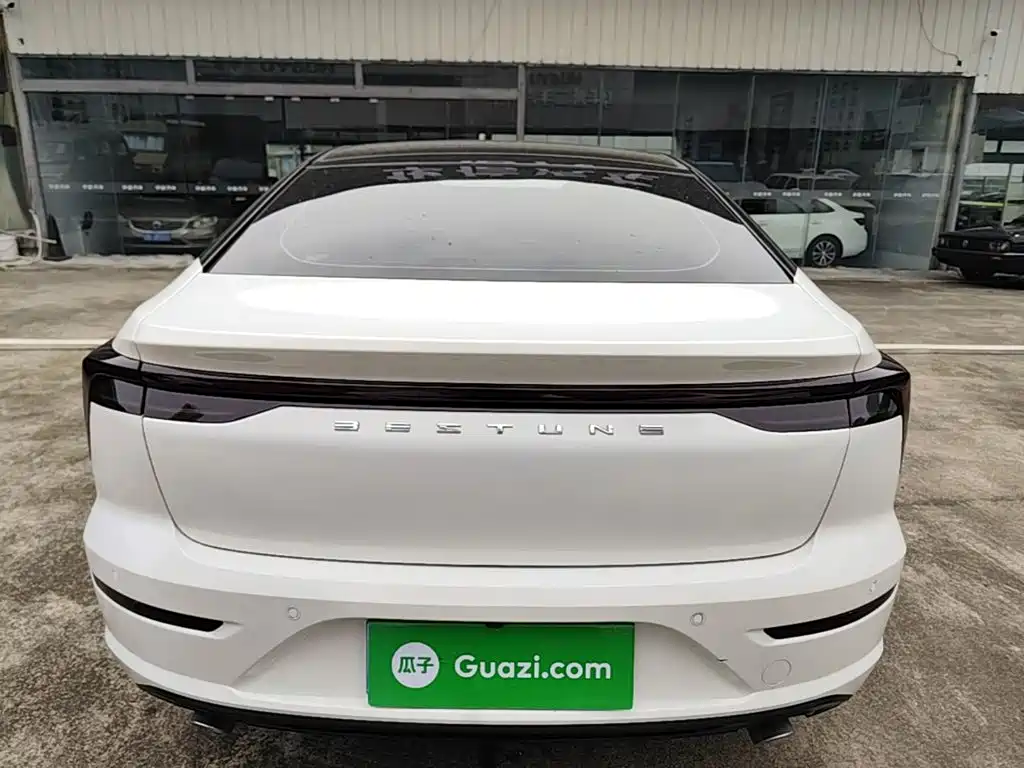 Besturn B70 1.5 T Auto Joy