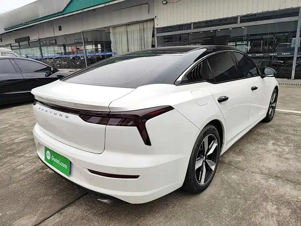 Besturn B70 1.5 T Auto Joy