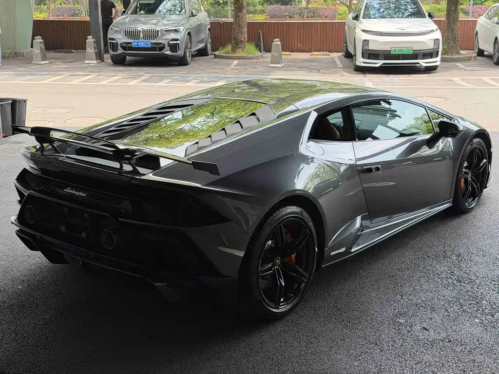 Huracán Huracán EVO RWD
