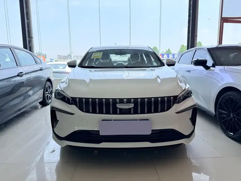 Geely Binrui Binrui COOL 1.5 T DCT Dragon