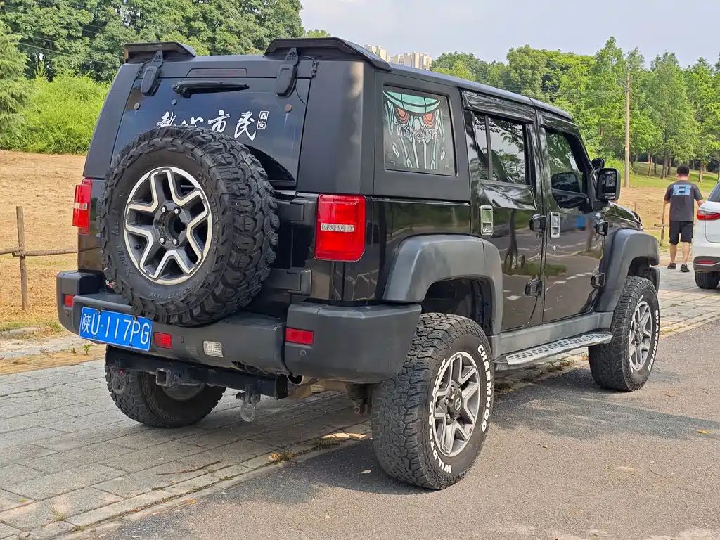 BAIC BJ40 40 L 2.3 T Auto 4 WD Premium