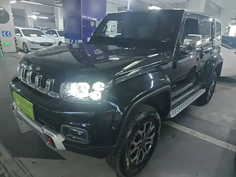 BAIC BJ40 2.0 T Auto 4 WD City Hunter Swordsman