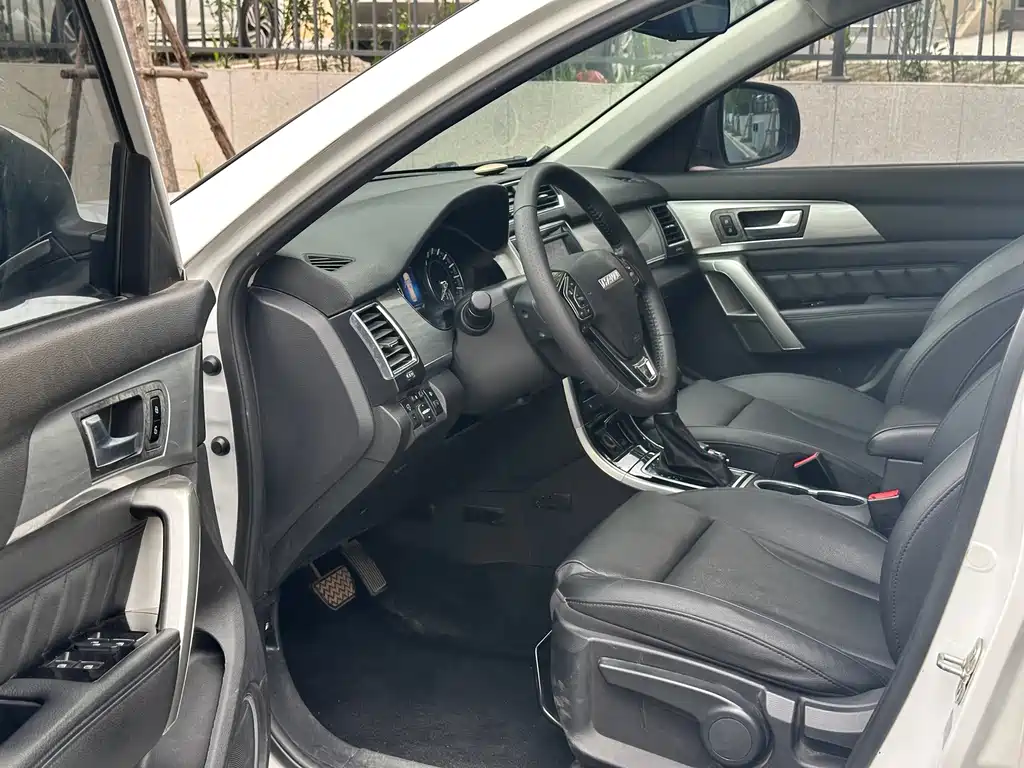 Haval H2 Red Label 1.5 T Auto 2 WD Luxury