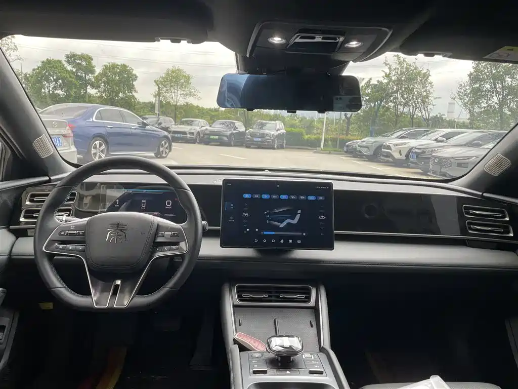 Qin L DM-i 80 KM Transcend