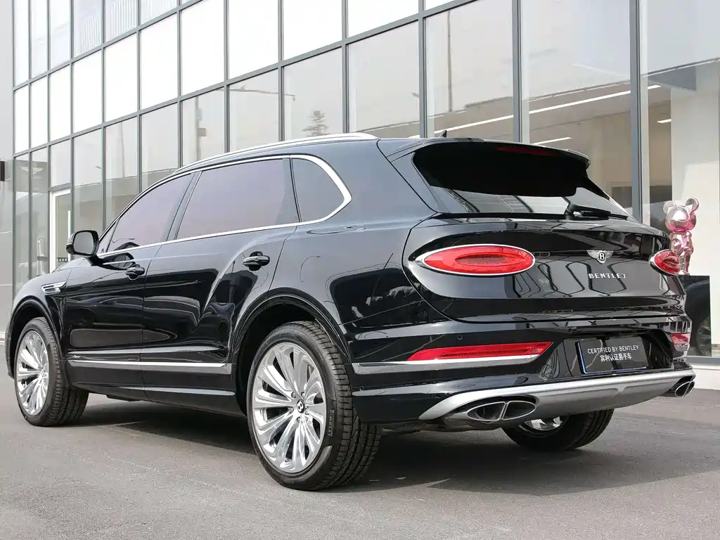 Bentayga 4.0 T V8 LWB Range Elegant Degree