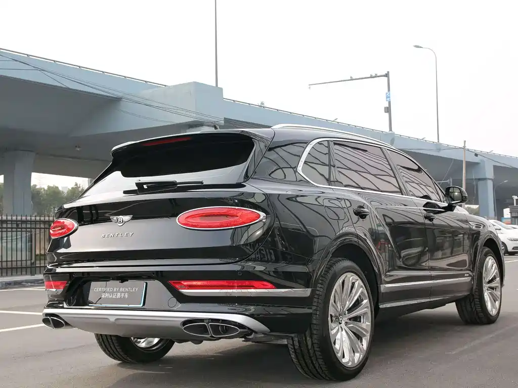 Bentayga 4.0 T V8 LWB Range Elegant Degree