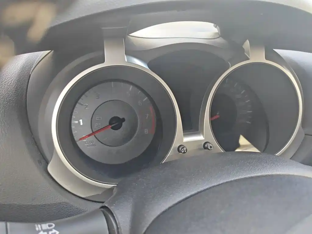 Infiniti ESQ 英菲尼迪ESQ 2014款 1.6 T 率动版