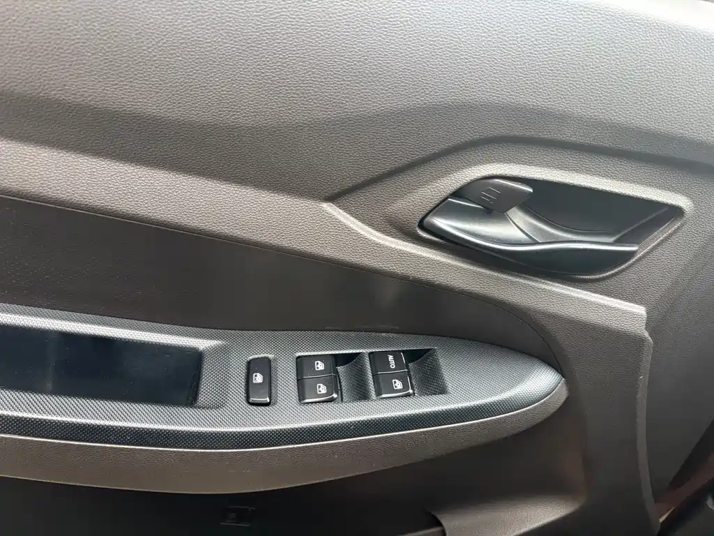 Wuling Hongguang 1.5 L S Standard CN-VI LAR