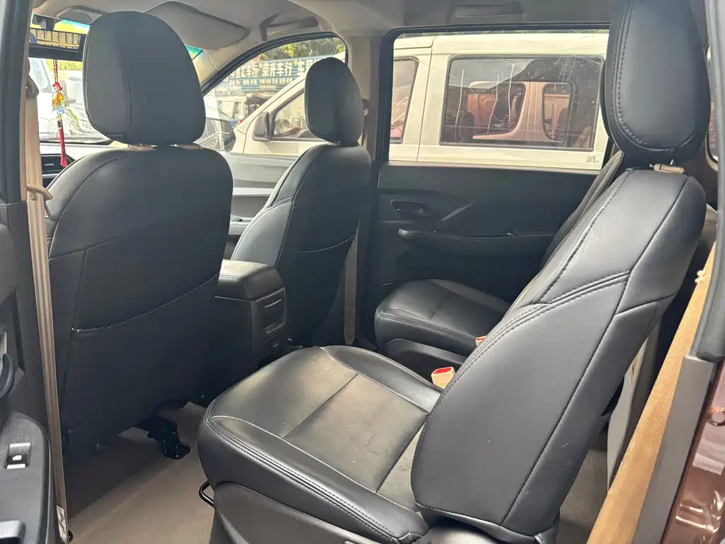 Wuling Hongguang 1.5 L S Standard CN-VI LAR
