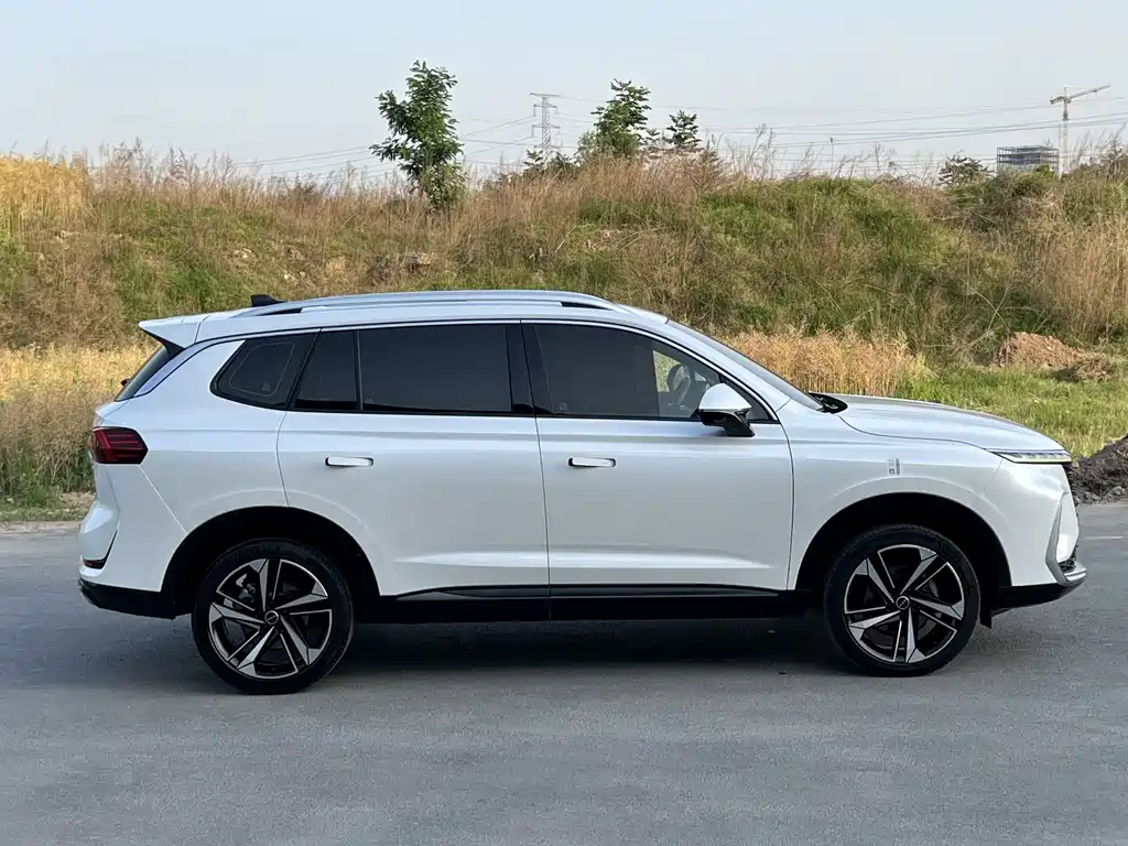 Roewe RX5 MAX 1.5 T Auto Promising Distinguished