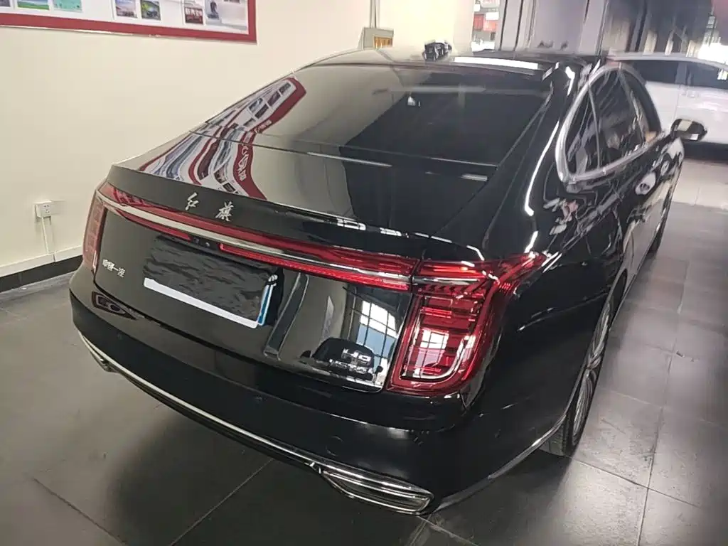 Hongqi H9 2.0 T Connected Flagship Enjoyment