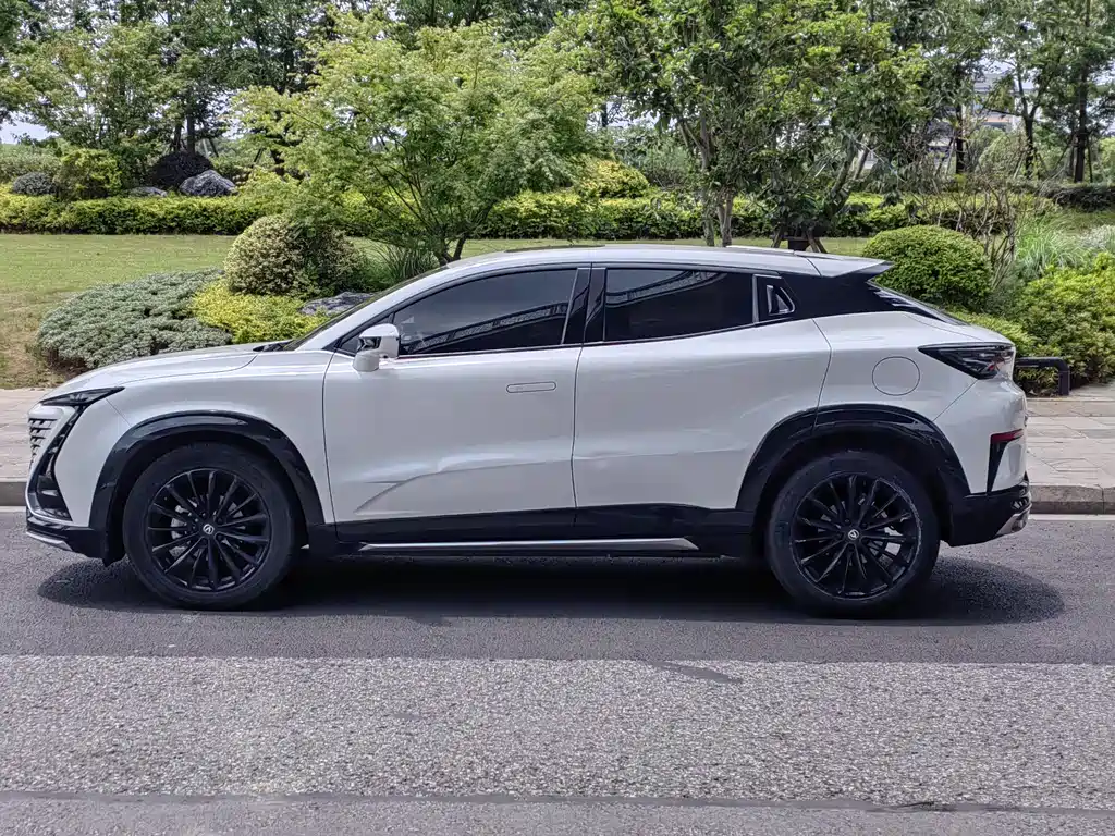 Changan UNI-T 1.5 T Outstanding