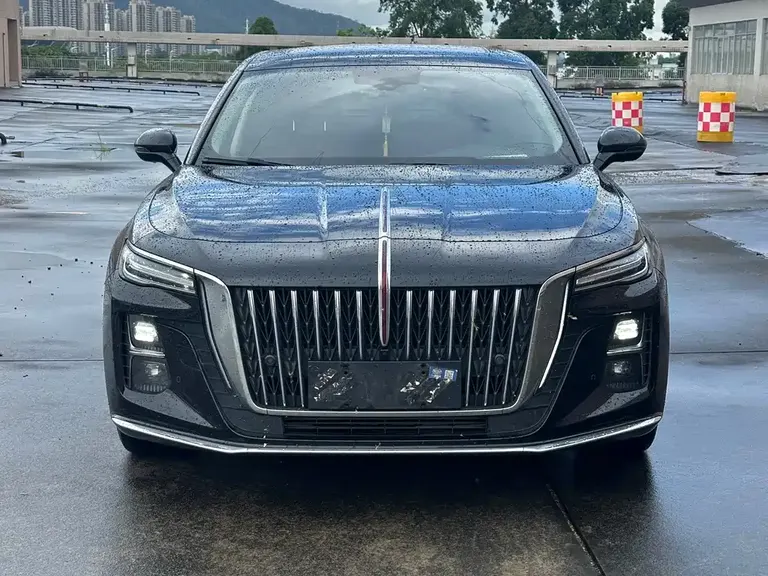 Hongqi H5 1.5 T DCT Connected Flagship Charm