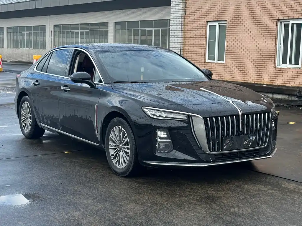 Hongqi H5 1.5 T DCT Connected Flagship Charm