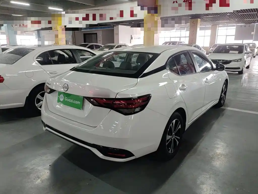 Sylphy 1.6 L CVT Joy