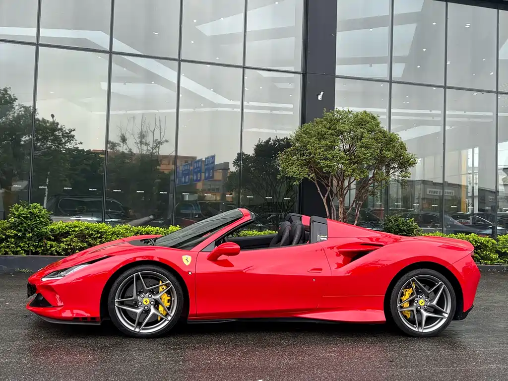 Ferrari F8 Spider 3.9 T V8