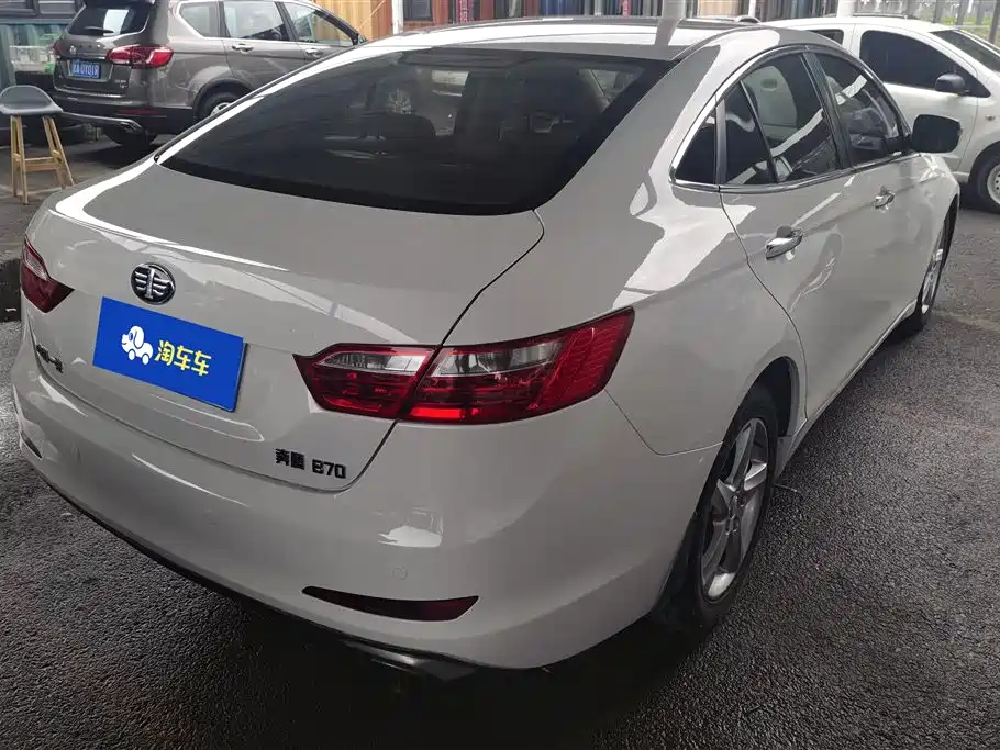 Besturn B70 2.0 L Auto Luxury