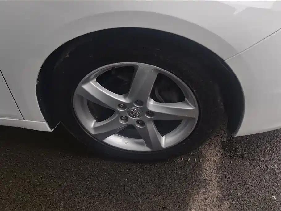 Besturn B70 2.0 L Auto Luxury