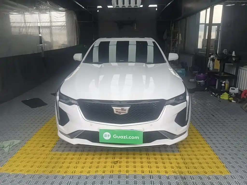 Cadillac CT4 28 T Elite
