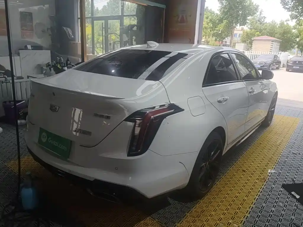 Cadillac CT4 28 T Elite
